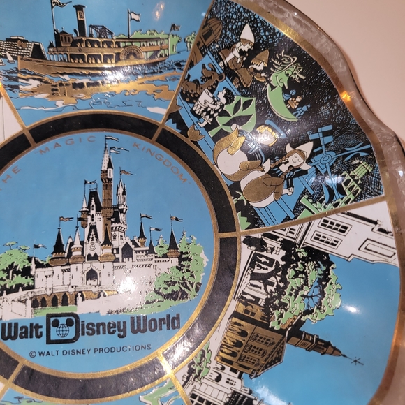 VINTAGE WALT DISNEY WORLD DISH - Picture 3 of 5